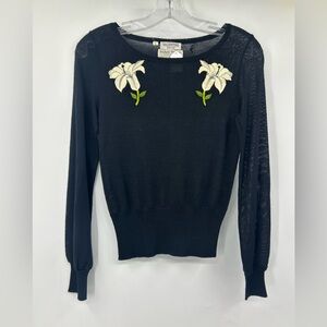 VTG Valentino Boutique Black Lily Embroidered Lightweight Sweater Crewneck L